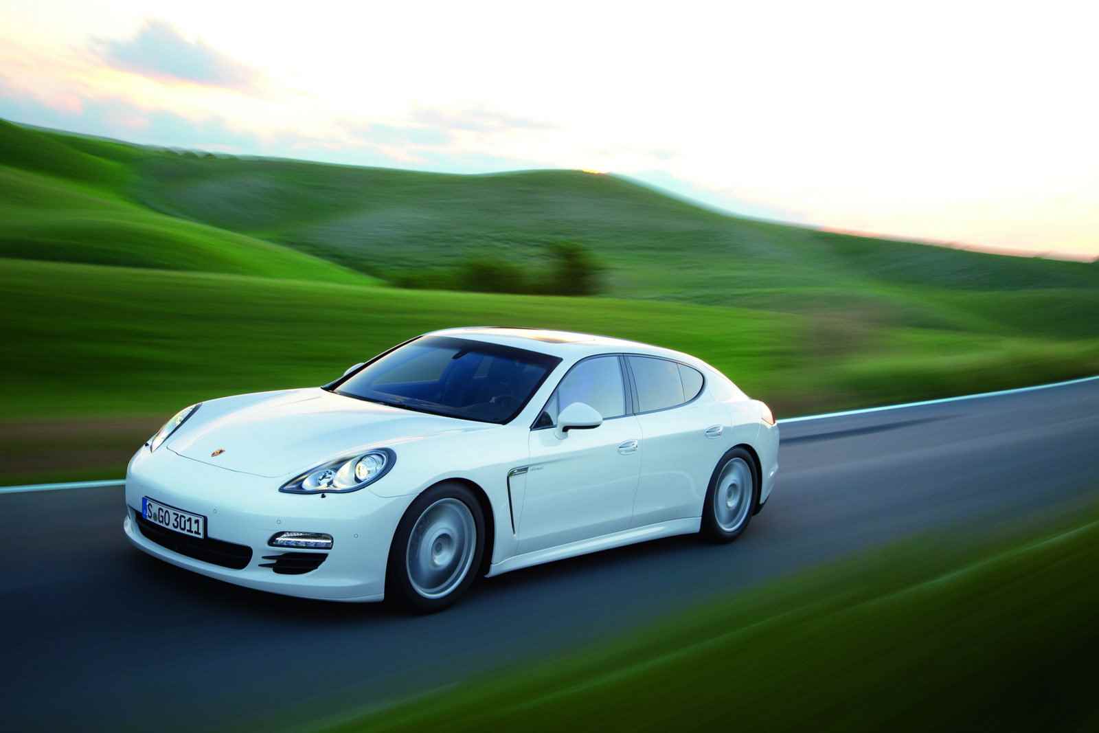 Rimappatura Centralina Porsche Panamera 3.0 diesel 250 cavalli: Potenza e Coppia Potenziate