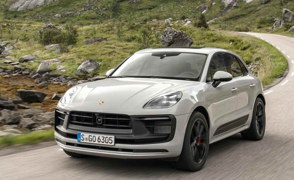 Rimappatura Centralina Porsche Macan 2.9 S 380 cavalli: Maggiore Potenza e Coppia | PTPTuning