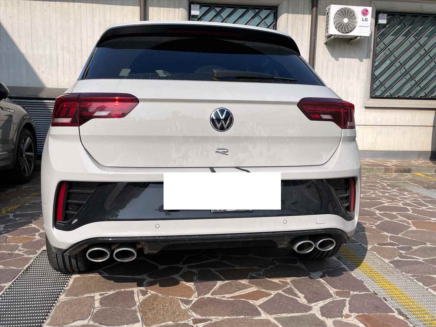 Ottimizzazione Centralina per VW T-Roc R 2.0 TSI 300 cv: Incremento di Potenza e Coppia Garantita