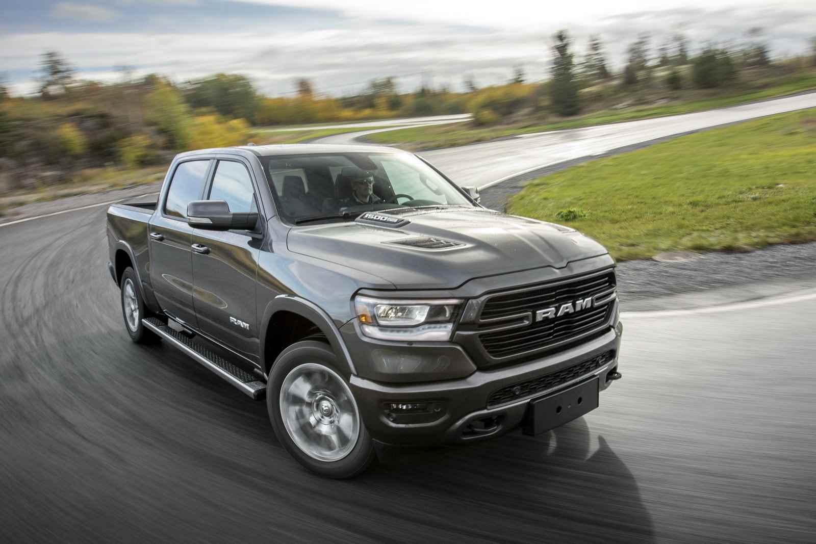 Intervento di chiptuning su motore V8 Dodge per sbloccare la massima potenza e fluidità